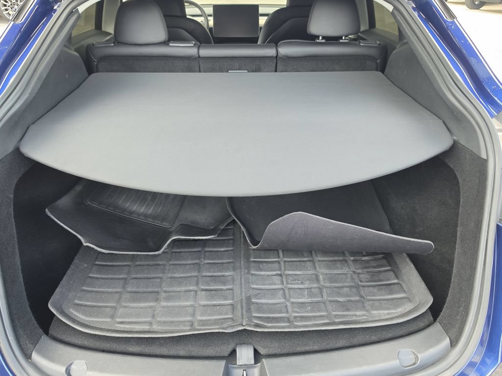 Used 2023 Tesla Model Y Long Range AWD/4WD image 9
