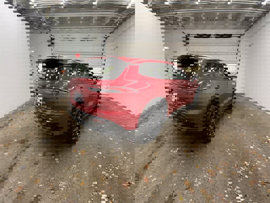 Used 2025 Toyota Crown Signia image 6