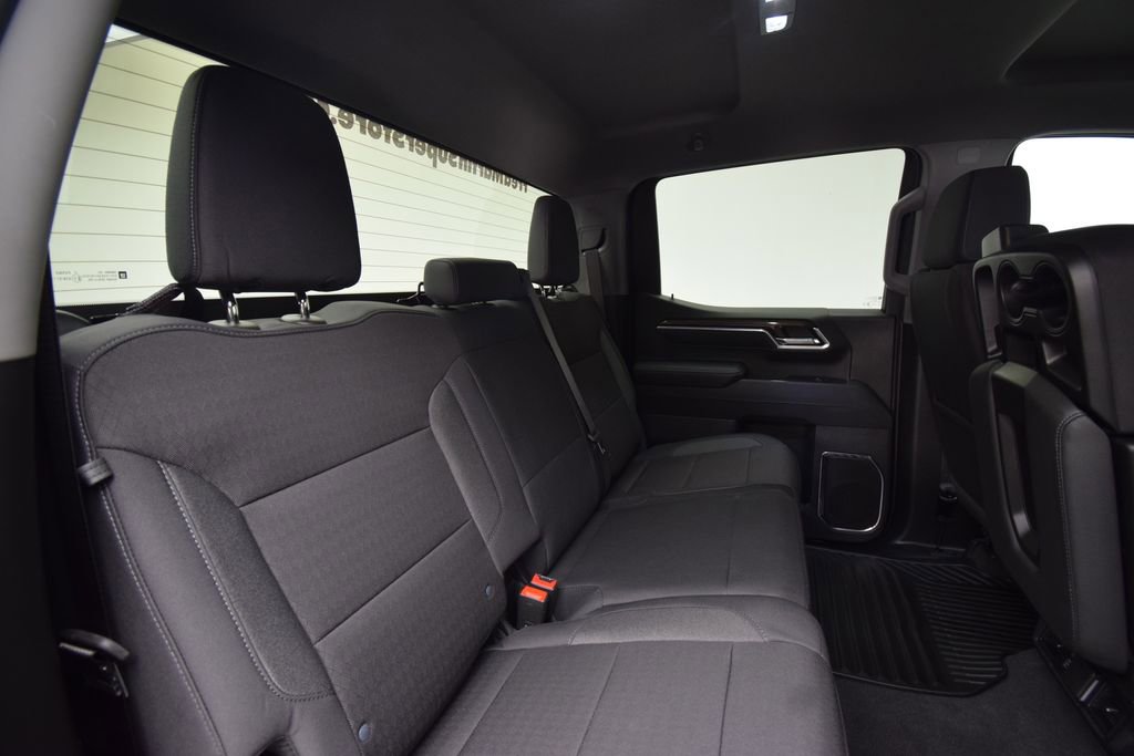 Used 2025 Chevrolet Silverado 1500 LT image 23