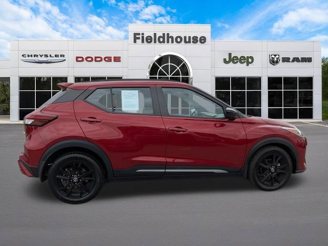 Used 2021 Nissan Kicks SR FWD image 11