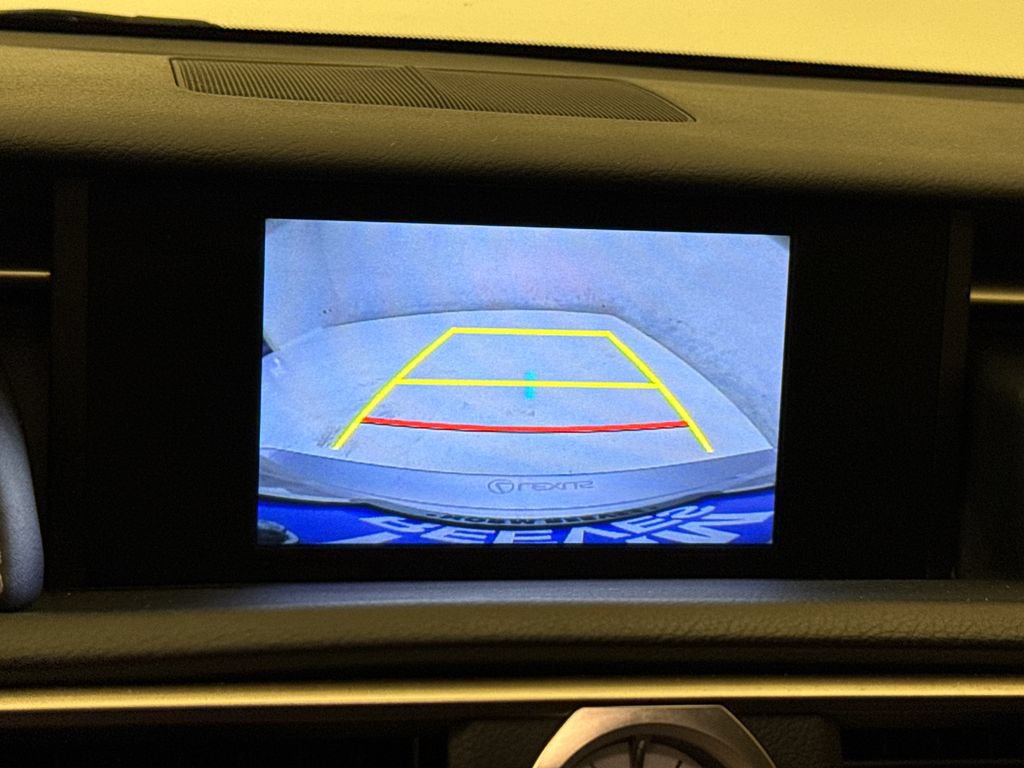 Used 2016 Lexus RC 200t RWD image 24