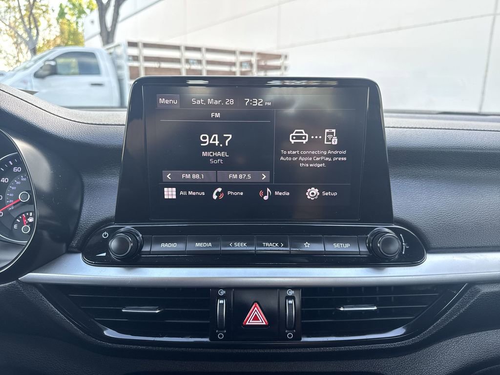 Used 2024 Kia Forte LXS w/ LXS Technology Package image 12