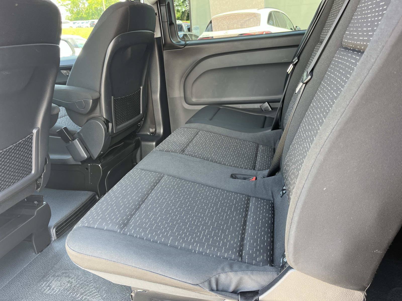 Used 2023 Mercedes-Benz Metris Passenger image 14