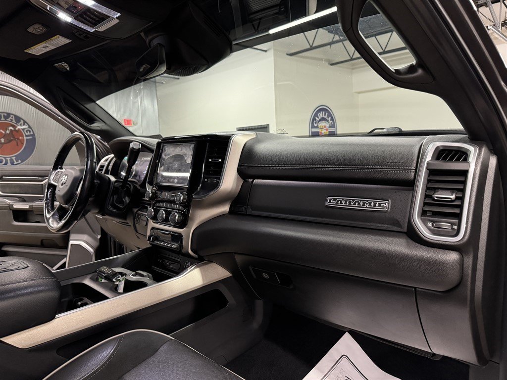 Used 2019 RAM 2500 Laramie AWD/4WD image 38