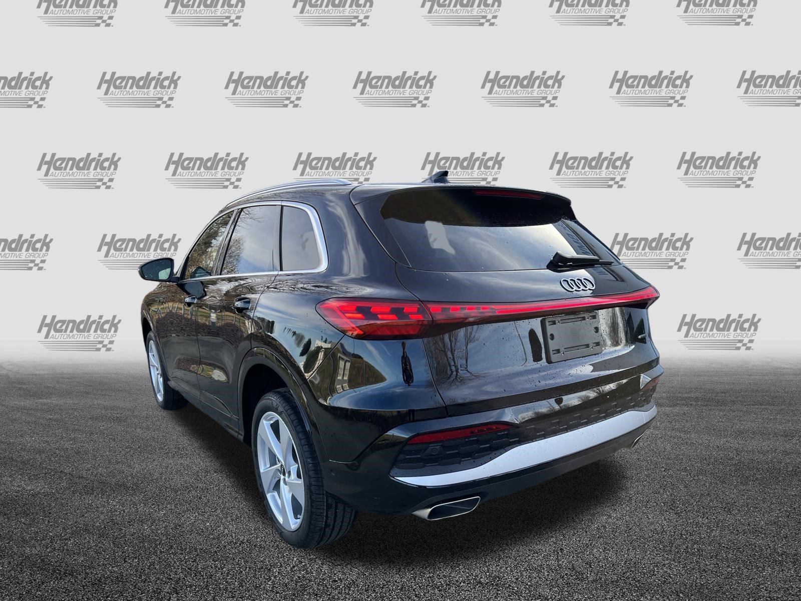 Used 2025 Audi Q5 Premium w/ Premium Plus AWD/4WD image 7