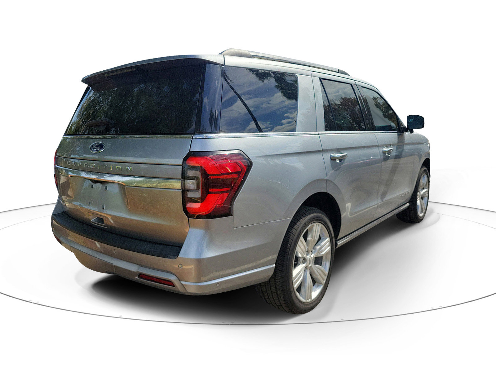 Used 2024 Ford Expedition Platinum AWD/4WD image 5