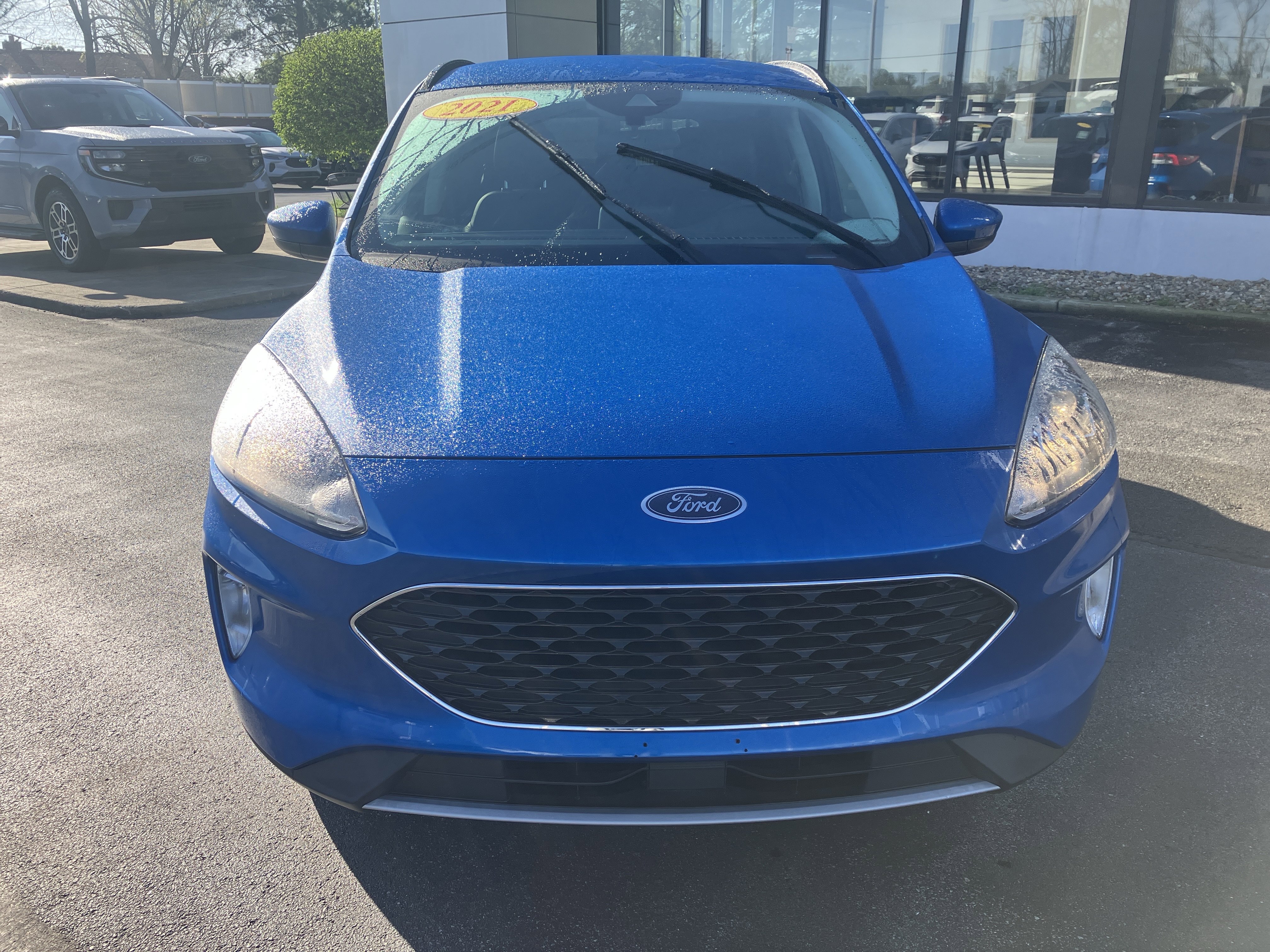 Used 2021 Ford Escape SEL image 2