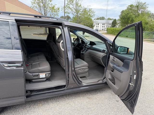Used 2012 Honda Odyssey Touring image 18