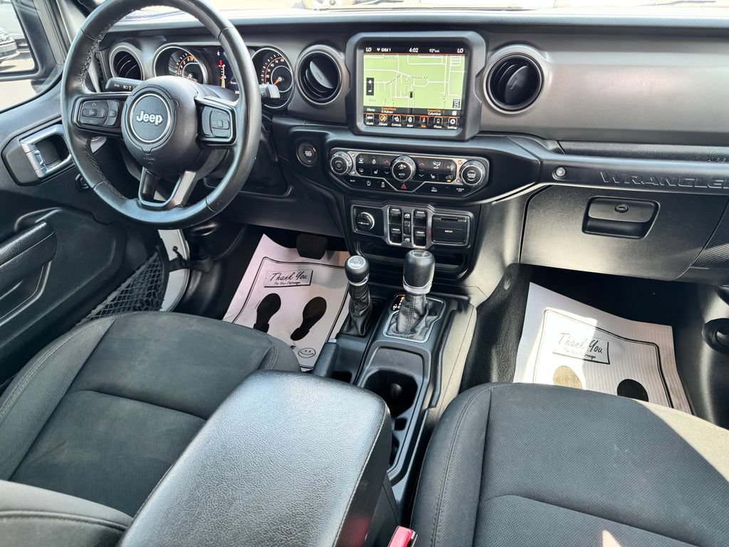 Used 2023 Jeep Wrangler Willys AWD/4WD image 12