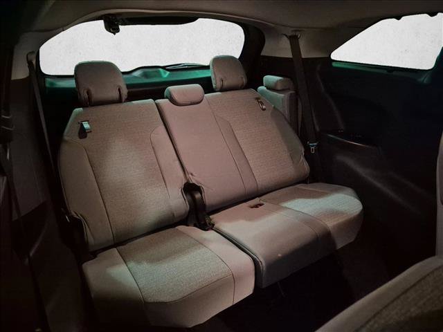 Certified 2026 Toyota Sienna LE FWD image 19