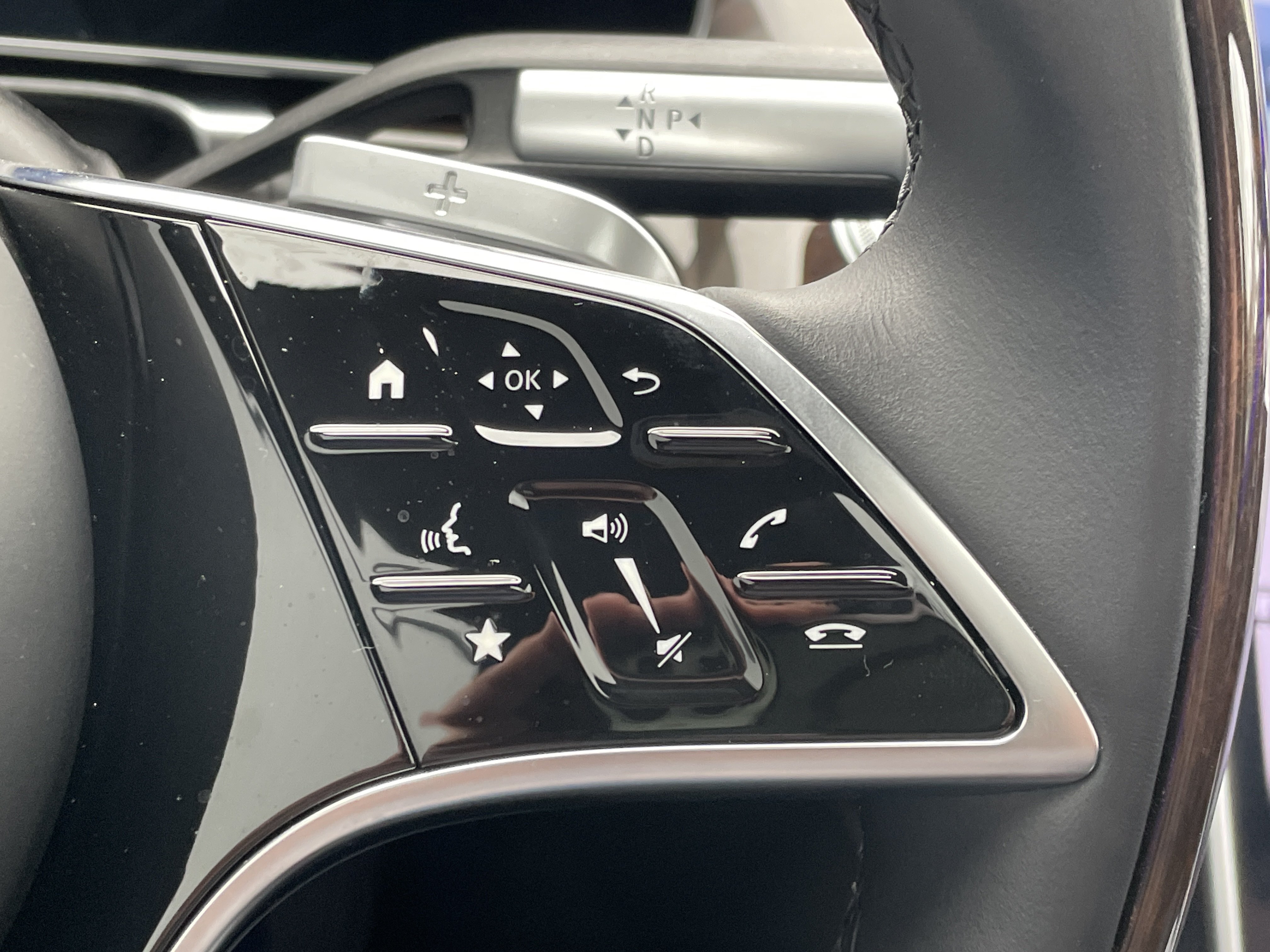 Used 2024 Mercedes-Benz S 580e 4MATIC Sedan image 27