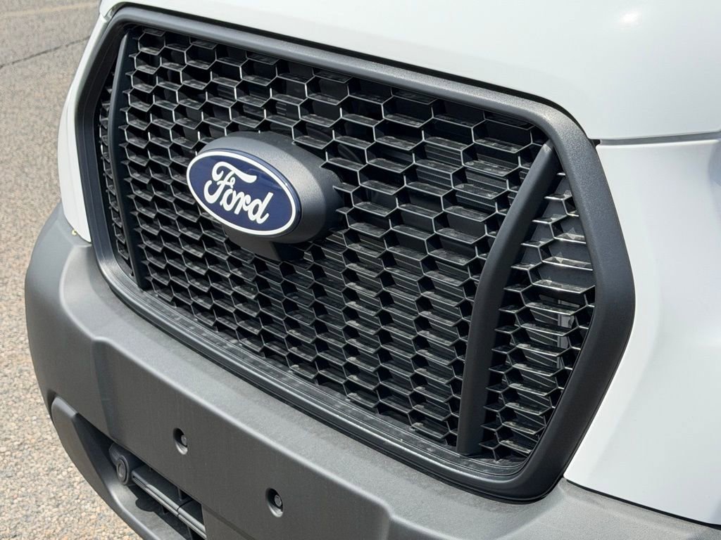 New 2026 Ford Transit 250 148 Medium Roof RWD image 27