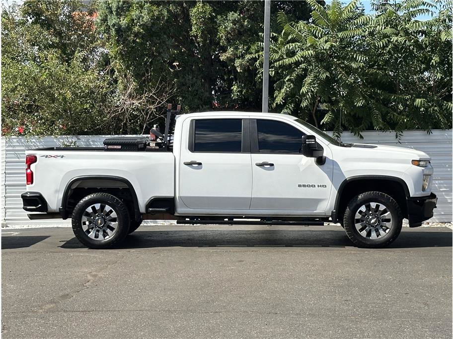 Used 2021 Chevrolet Silverado 2500 Custom w/ Custom Value Package AWD/4WD image 9