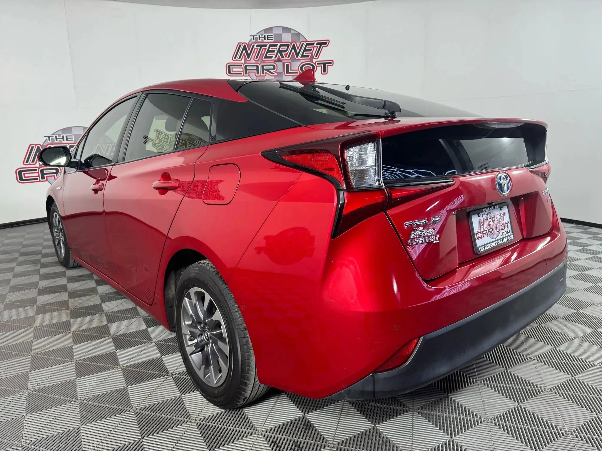 Used 2019 Toyota Prius XLE FWD image 29