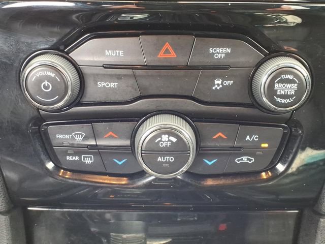 Used 2019 Chrysler 300 S image 18