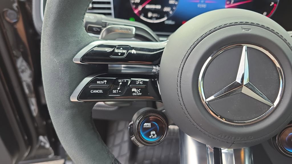 Used 2025 Mercedes-Benz GLS 63 AMG 4MATIC image 23