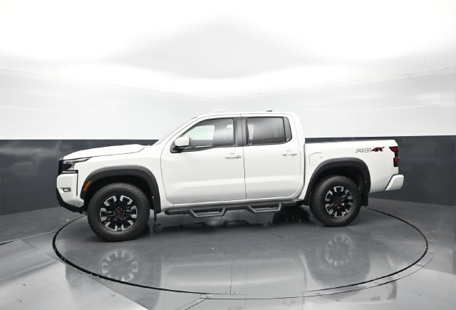 Certified 2023 Nissan Frontier PRO-4X w/ Technology Package AWD/4WD image 3