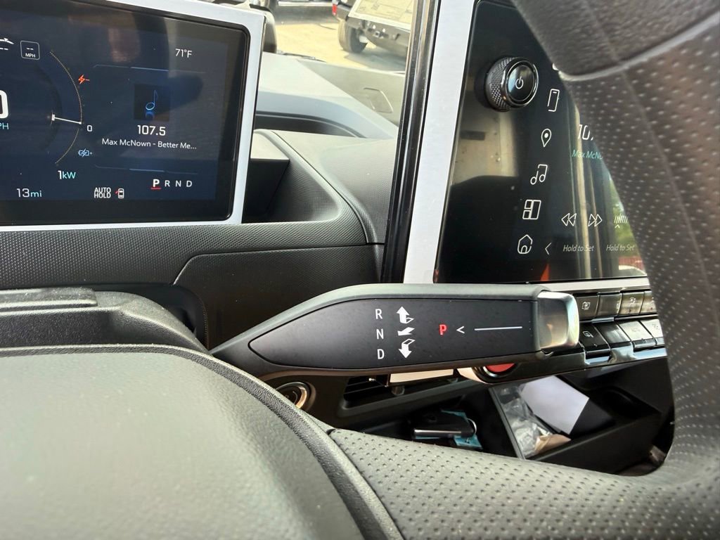 Used 2024 Chevrolet Brightdrop 400 w/ Commercial Equipment Package image 14