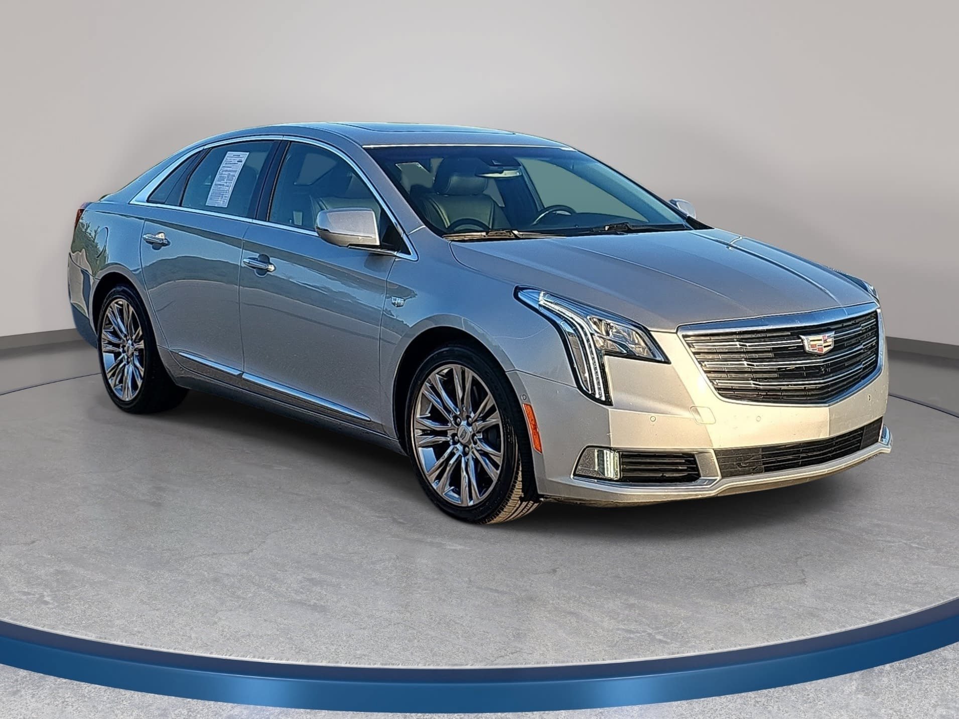 Used 2019 Cadillac XTS Luxury w/ Driver Awareness Package FWD image 3
