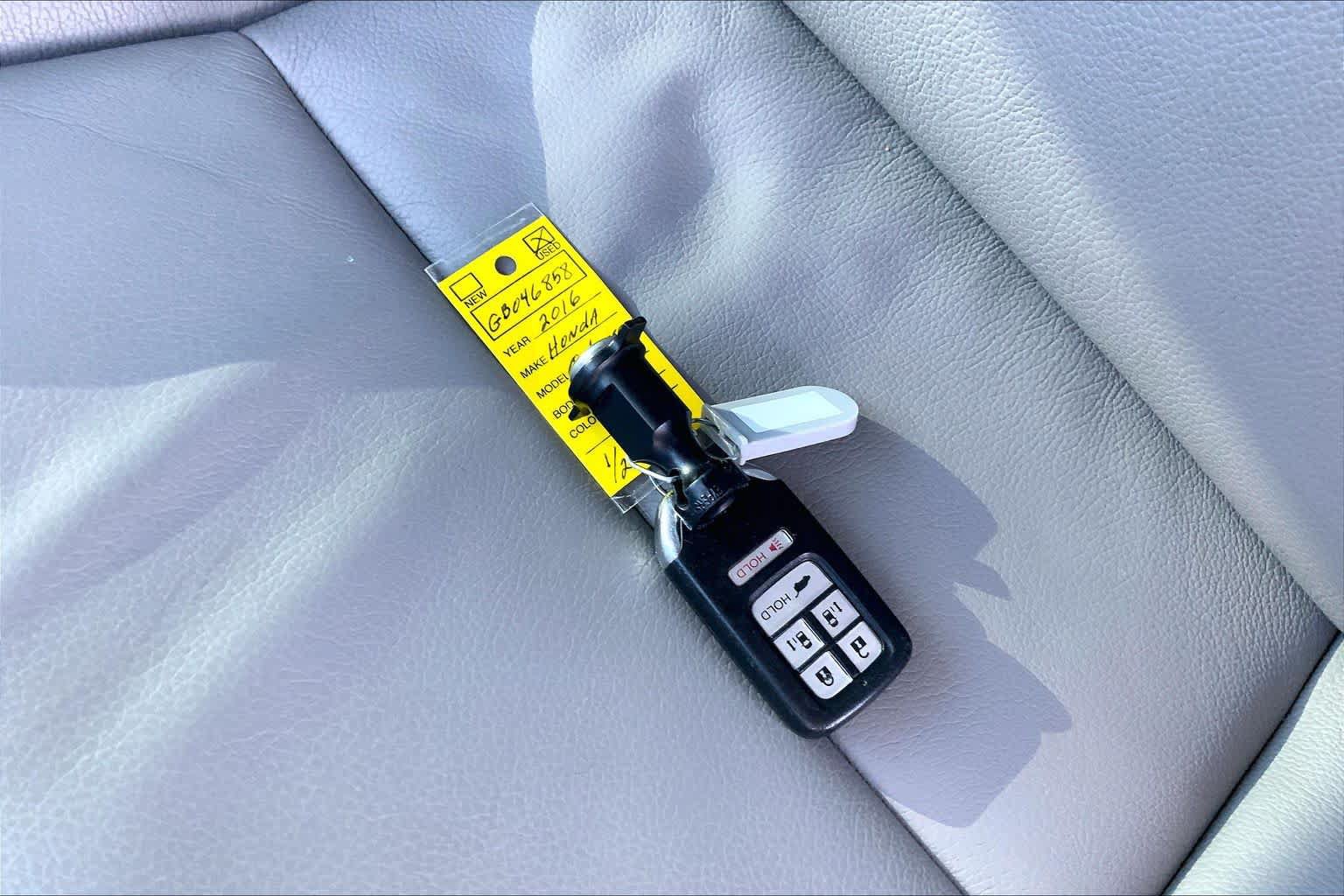 Used 2016 Honda Odyssey EX-L image 15