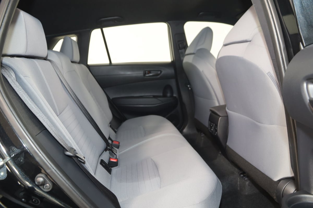 Used 2025 Toyota Corolla Cross AWD Hybrid image 12