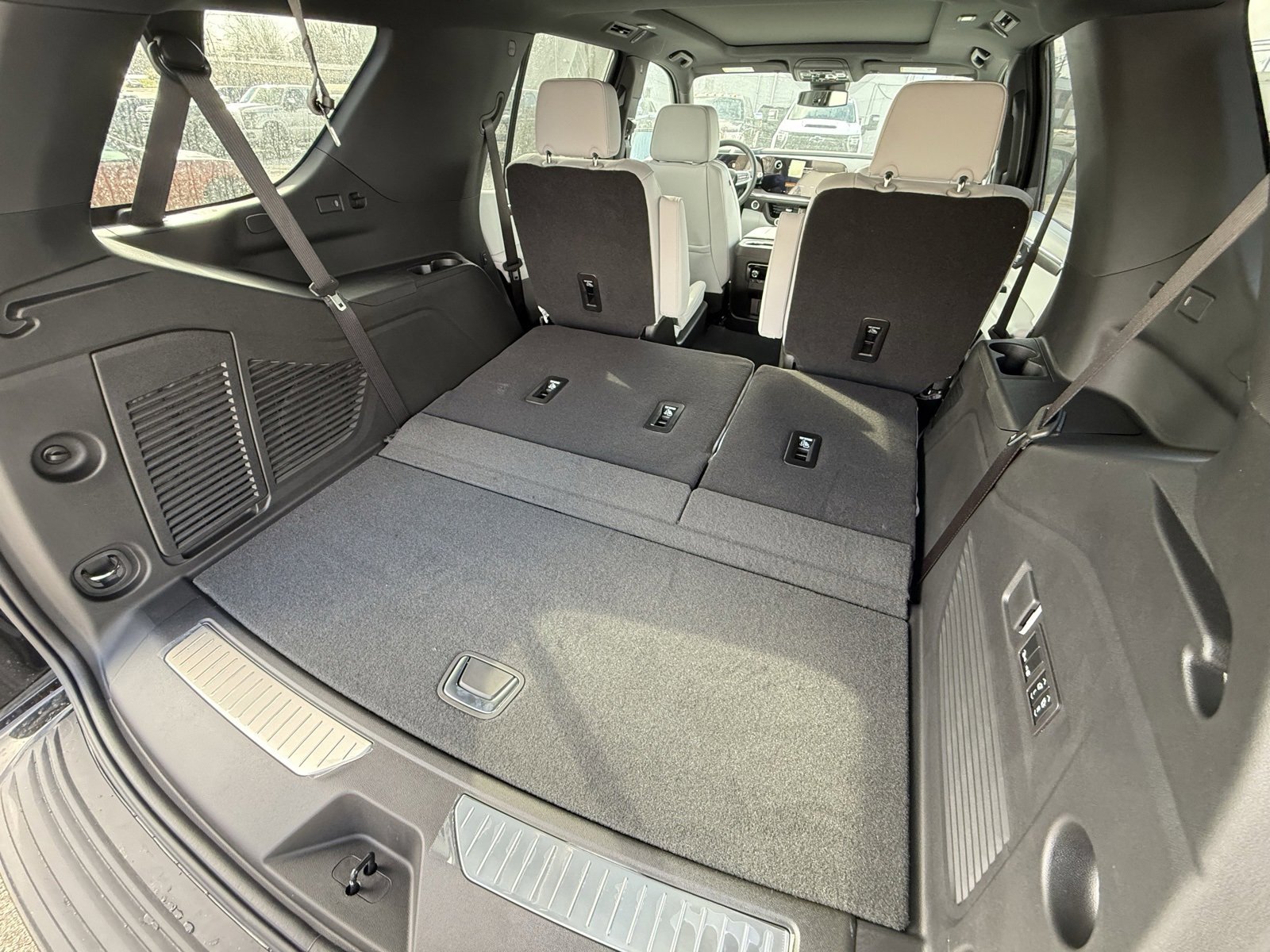 New 2026 Chevrolet Tahoe Premier w/ Sun And Tow Package image 34