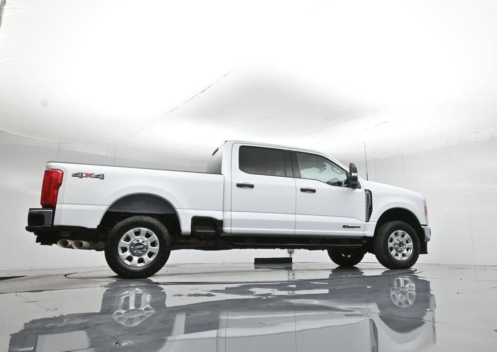 Used 2023 Ford F250 XLT w/ F-250 >10K GVWR Package image 53