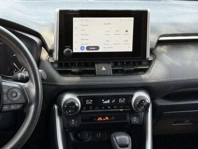 Certified 2025 Toyota RAV4 XLE FWD image 17