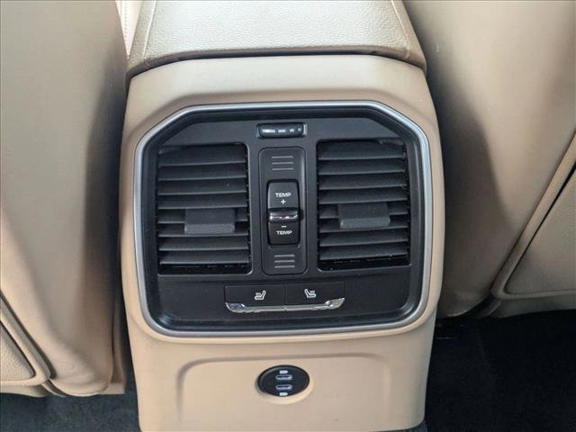 Used 2020 Porsche Macan S image 18