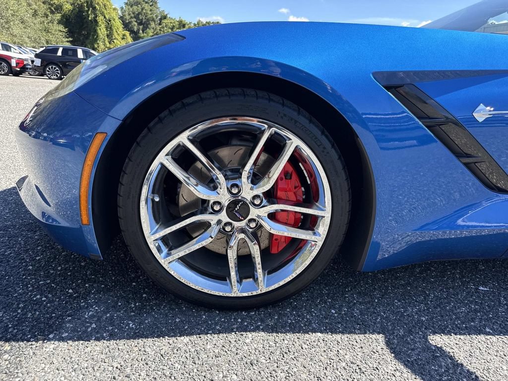 Used 2014 Chevrolet Corvette Stingray Convertible w/ 3LT Preferred Equipment Group RWD image 11