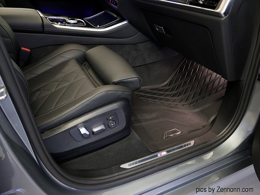 Certified 2024 BMW X5 xDrive40i w/ Executive Package image 38