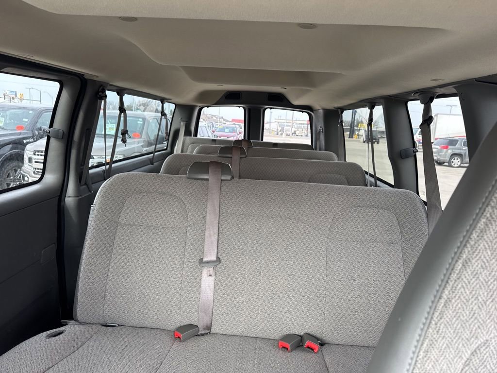 Used 2025 Chevrolet Express 3500 LT w/ LT Preferred Equipment Group image 22