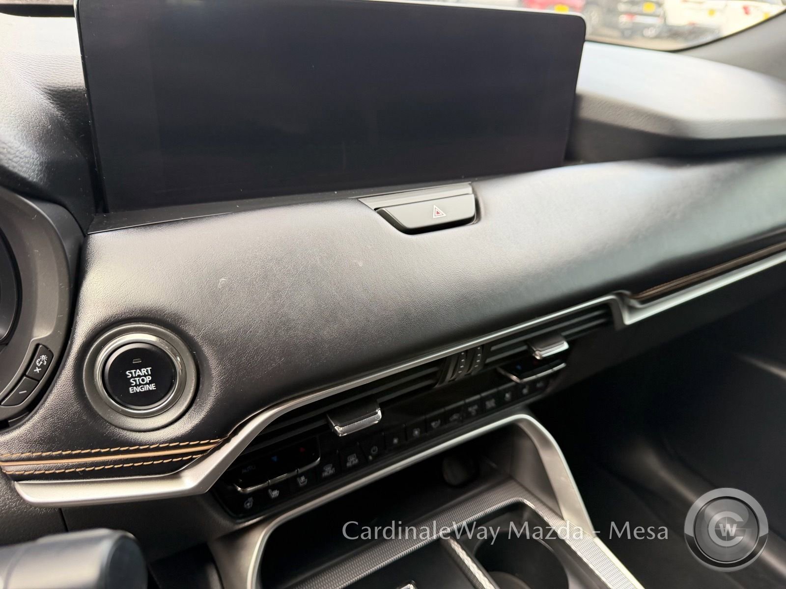 Used 2024 MAZDA CX-90 3.3 Turbo w/ Premium Plus Pkg image 9