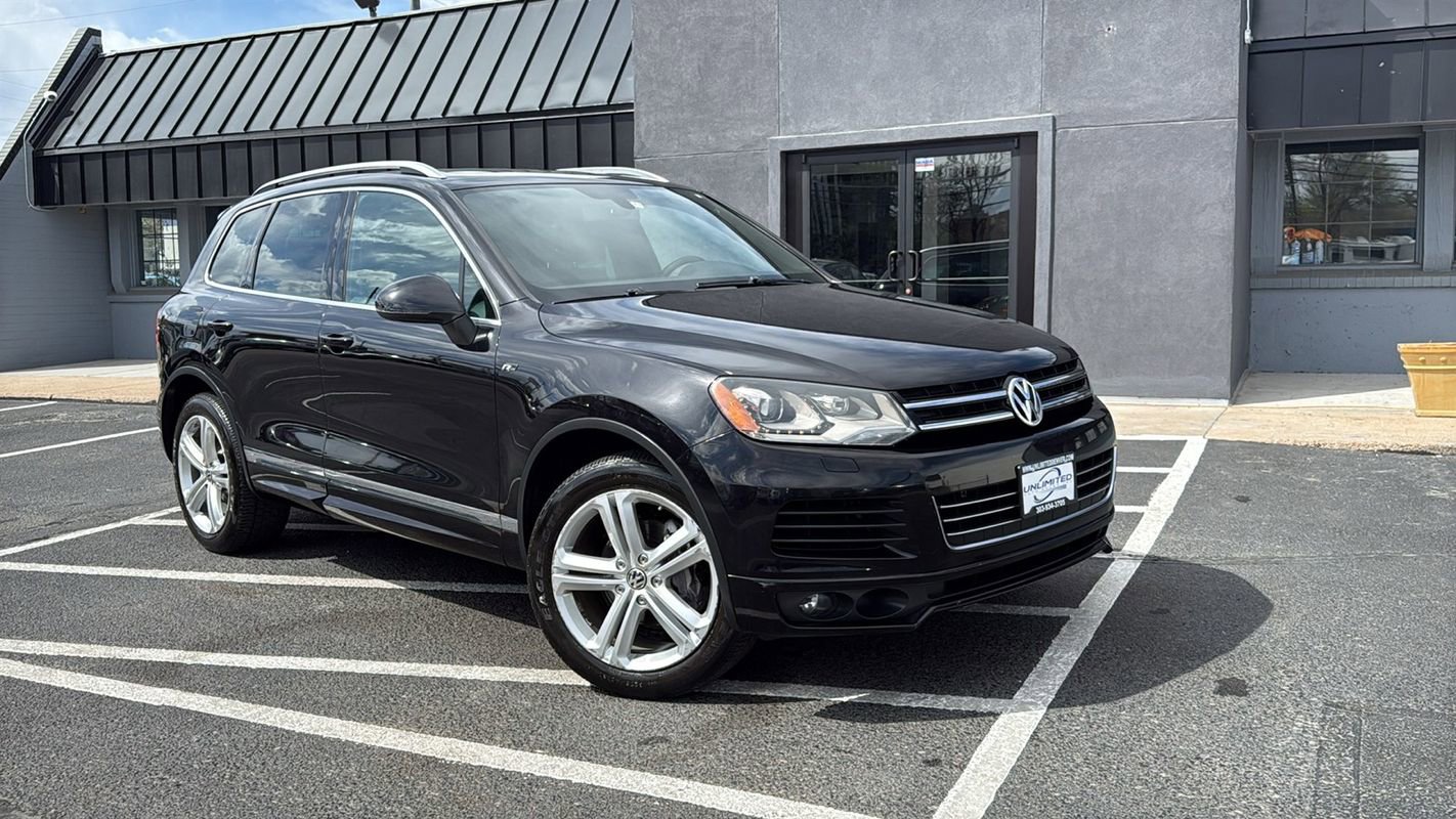 Used 2014 Volkswagen Touareg VR6 AWD/4WD image 1