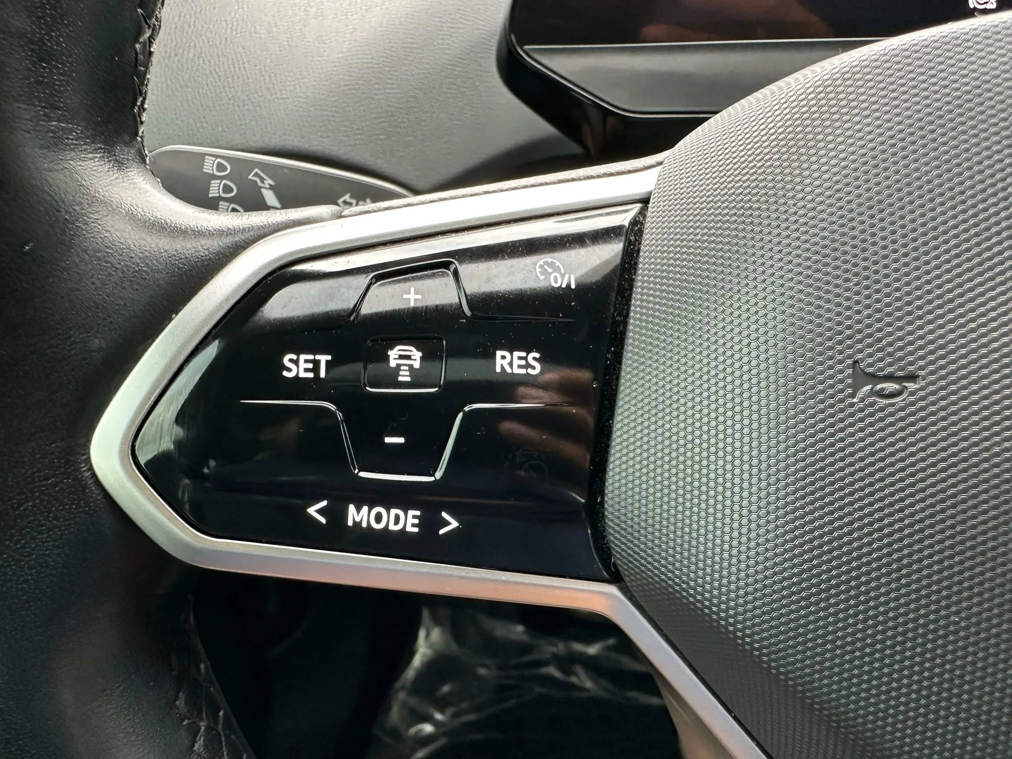 Used 2021 Volkswagen ID.4 Pro S image 41