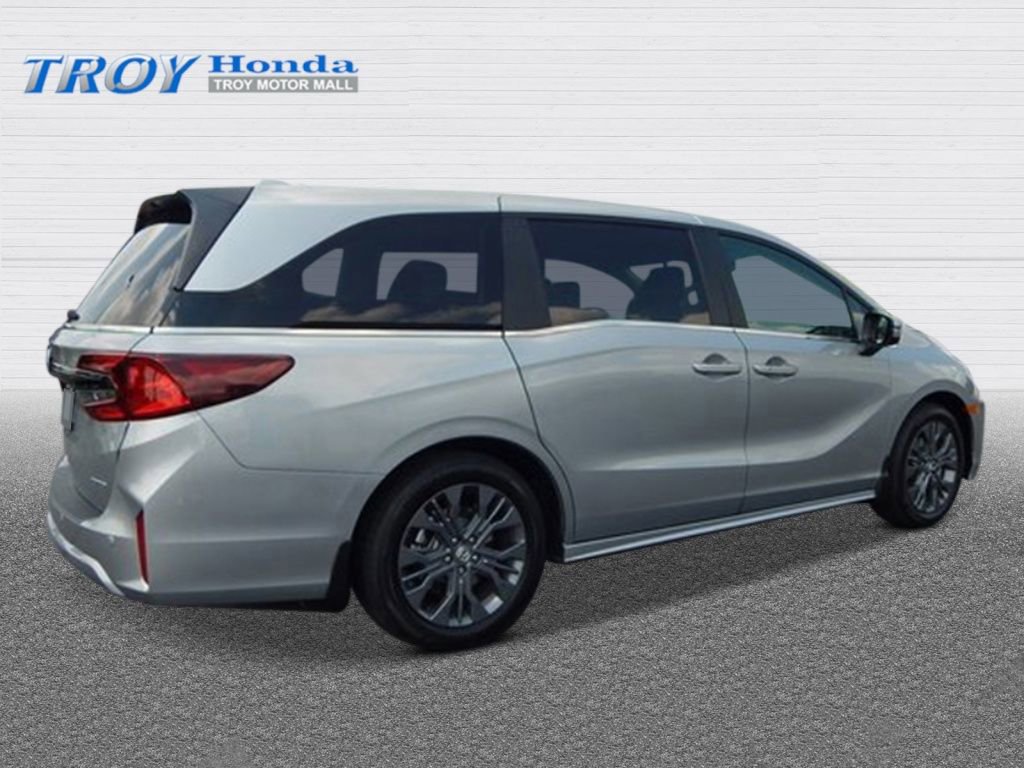 New 2026 Honda Odyssey Touring image 5