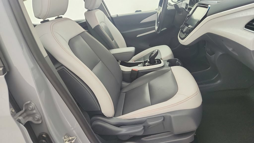 Certified 2019 Chevrolet Bolt Premier w/ Infotainment Package FWD image 29