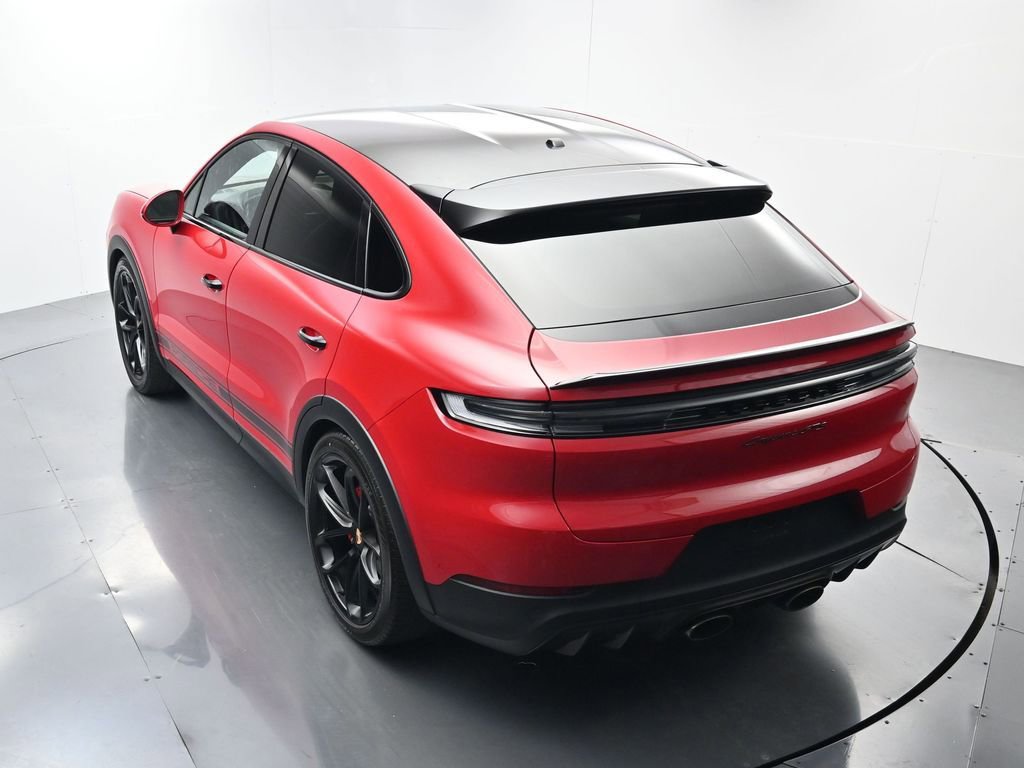 Certified 2025 Porsche Cayenne GTS image 39