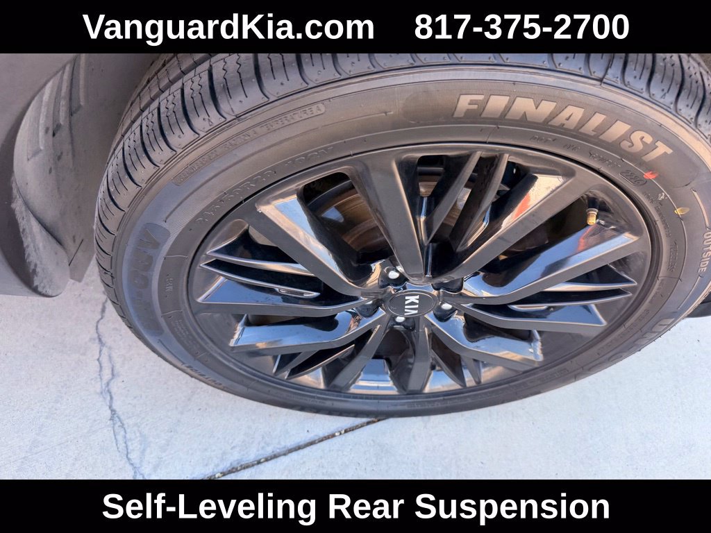 Used 2020 Kia Telluride SX w/ Towing Package FWD image 9