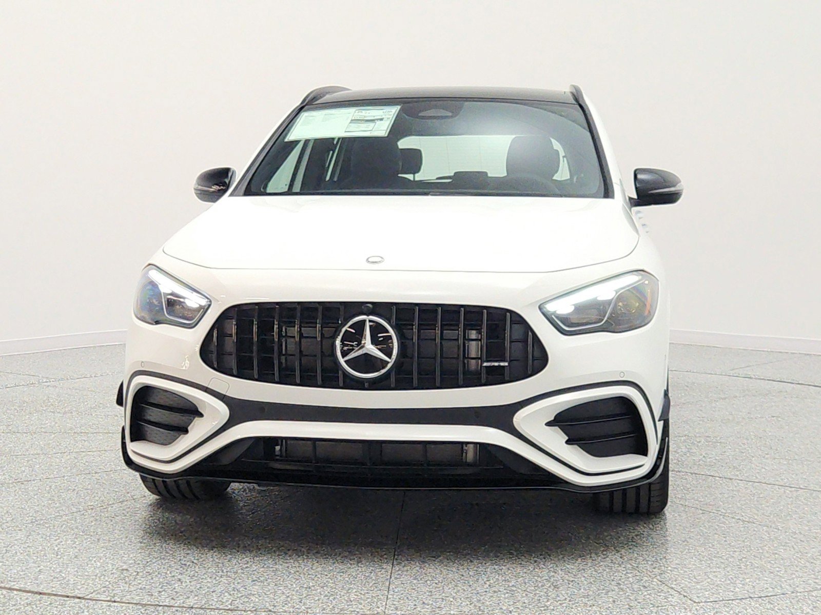 New 2026 Mercedes-Benz GLA 35 AMG 4MATIC image 2