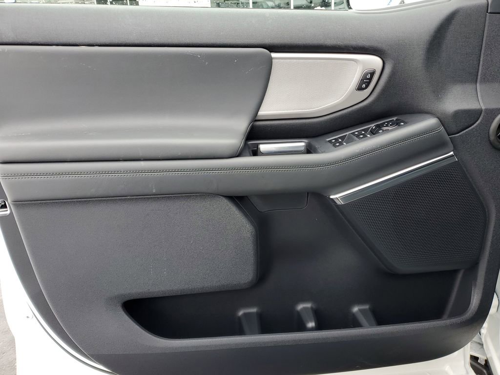 New 2026 Ford Expedition Active image 26