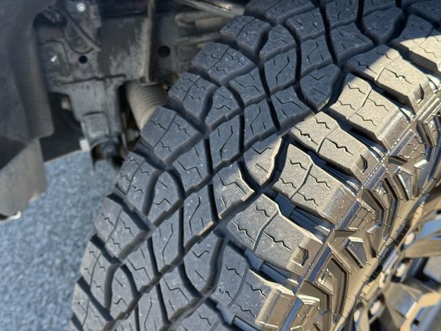 Used 2024 Chevrolet Colorado ZR2 w/ ZR2 Convenience Package III image 46