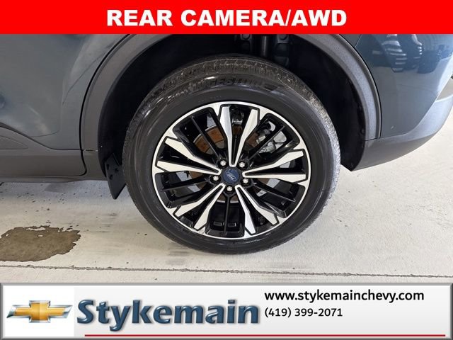 Used 2022 Ford Escape SEL w/ SEL Stealth AWD Package image 38