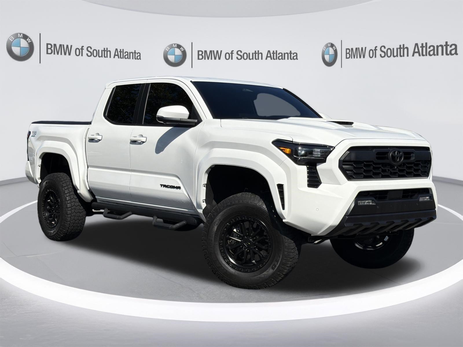 Used 2024 Toyota Tacoma TRD Sport w/ TRD Sport Premium Package AWD/4WD image 2