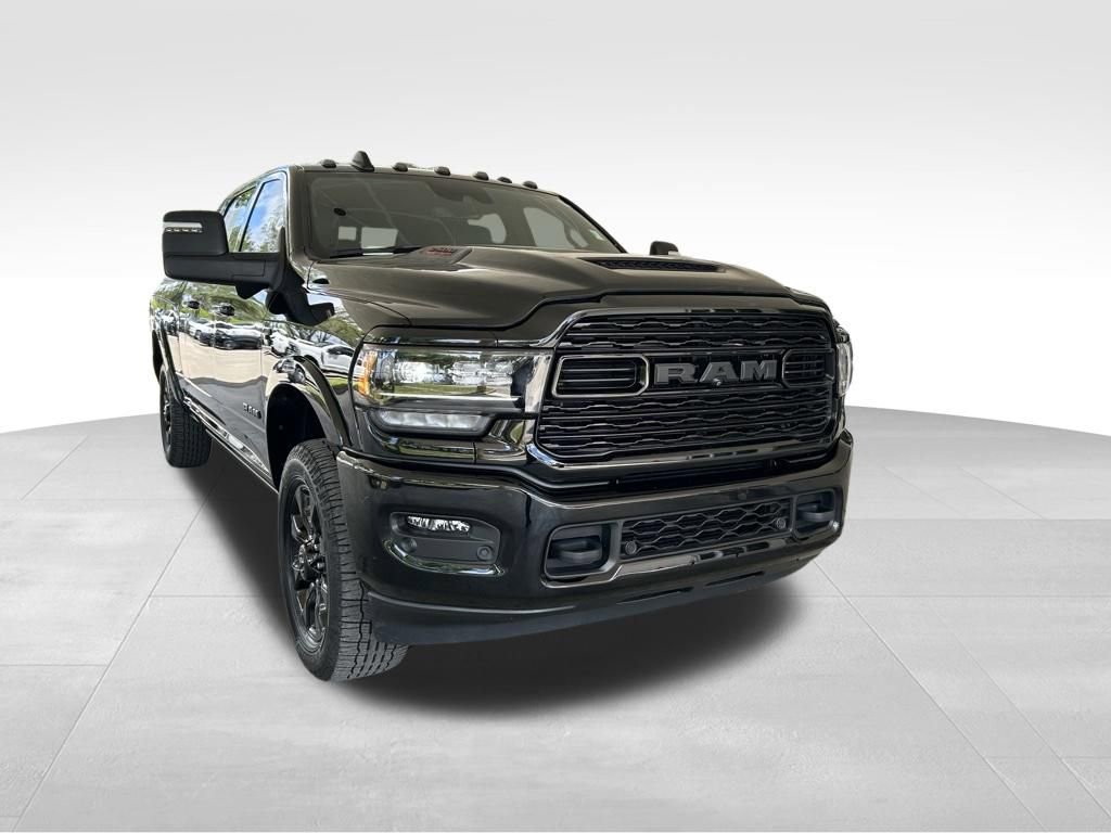 Used 2023 RAM 2500 Limited AWD/4WD image 2