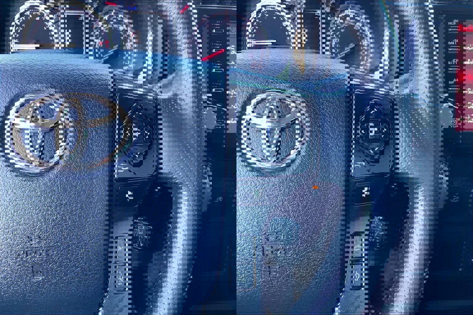 Used 2023 Toyota 4Runner TRD Off-Road Premium image 25