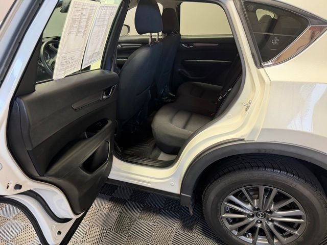 Used 2017 MAZDA CX-5 Sport image 17