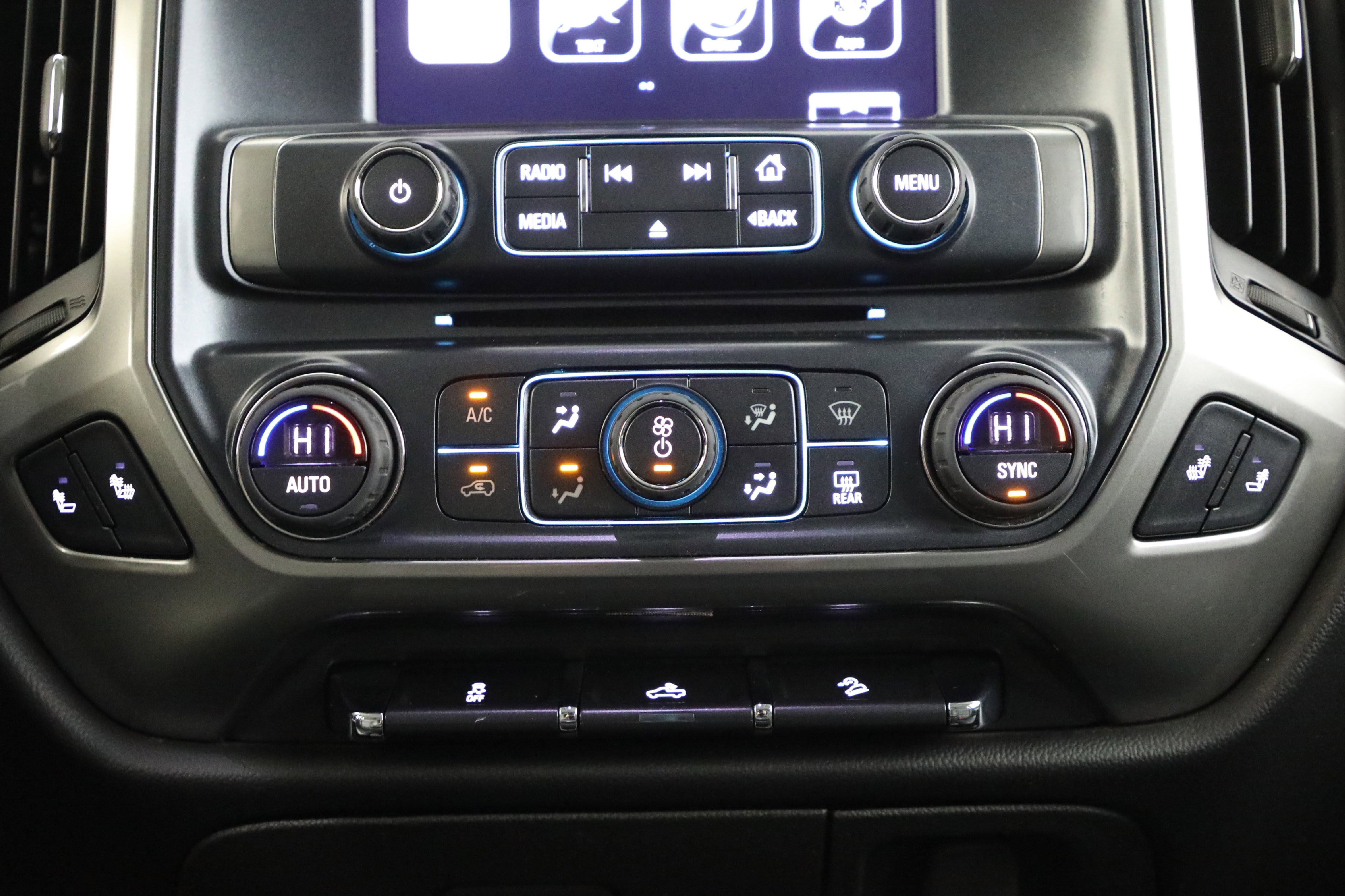 Used 2018 Chevrolet Silverado 1500 LT w/ All Star Edition image 7