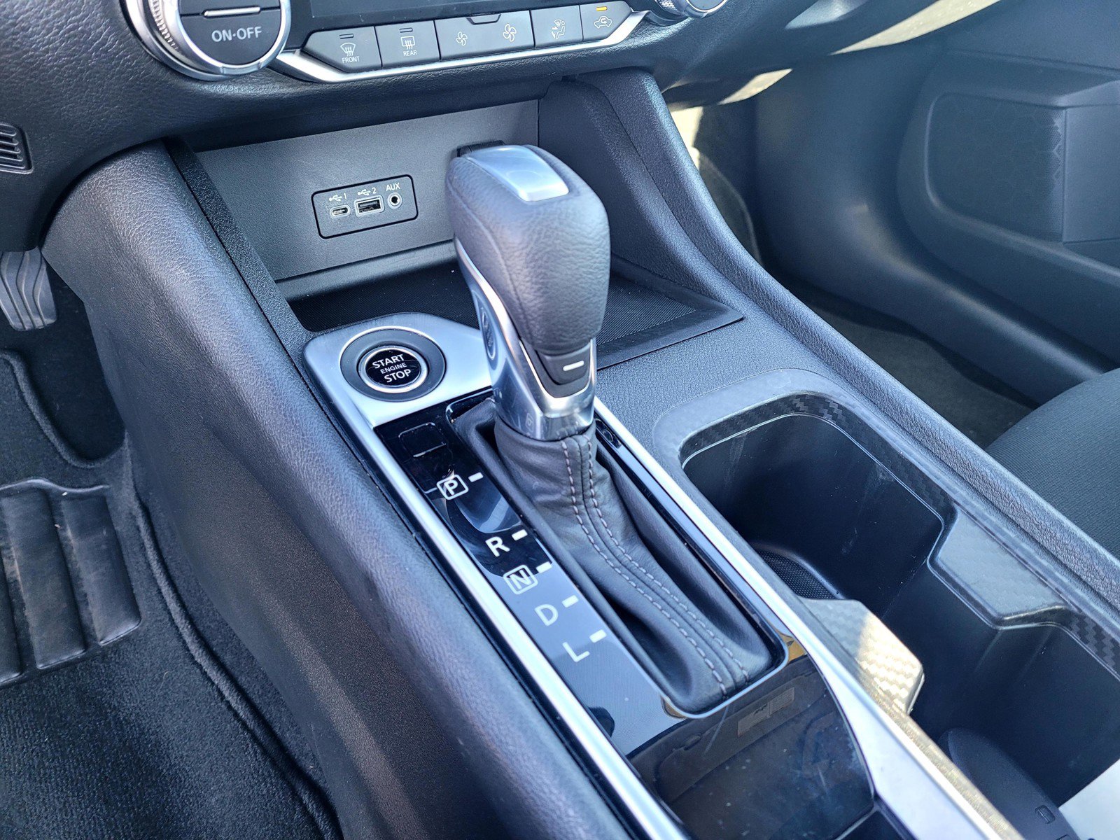 Used 2023 Nissan Sentra SV w/ All-Weather Package image 17