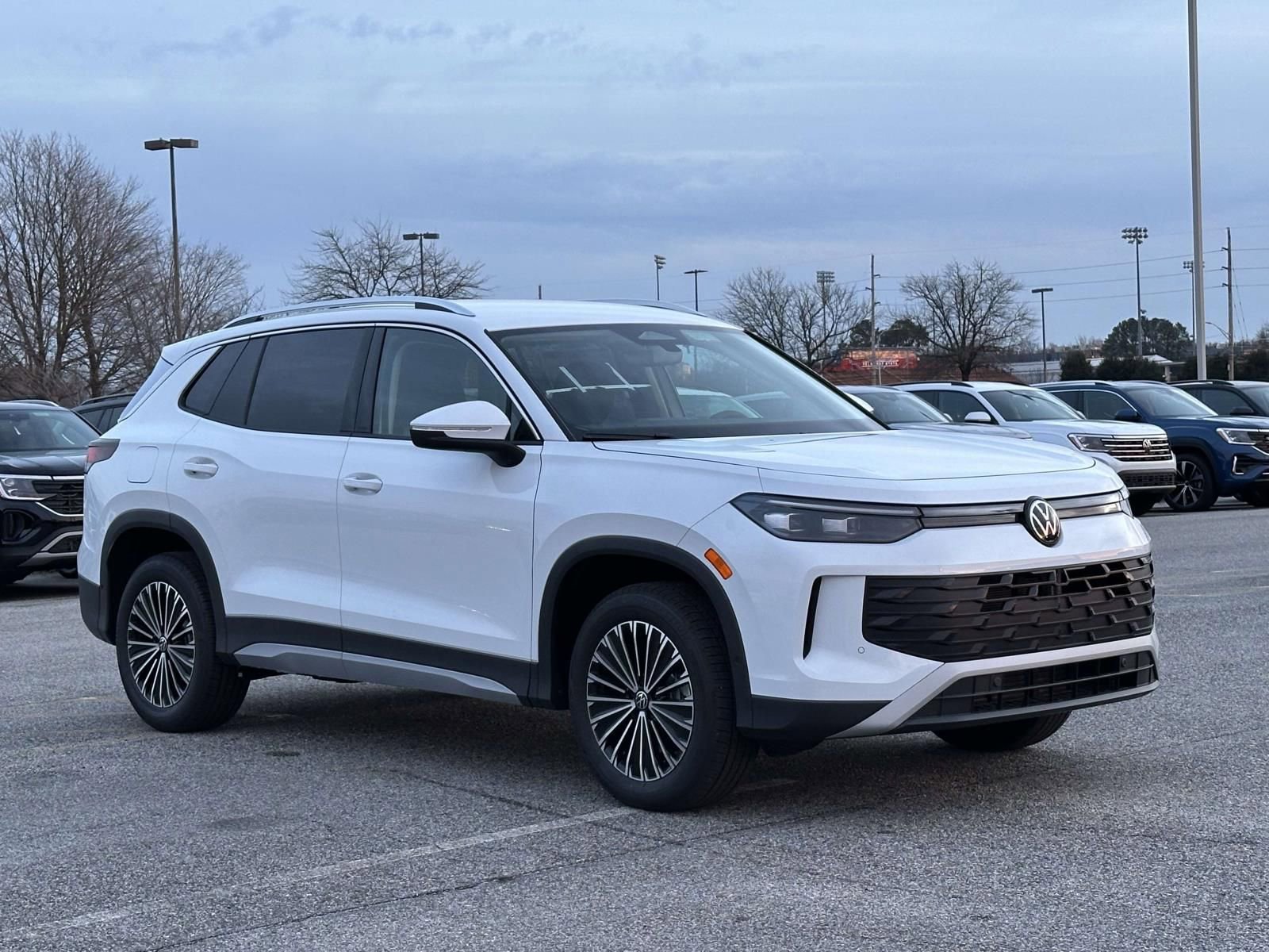 New 2026 Volkswagen Tiguan S image 9